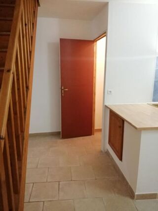  Appartement à louer 3 pièces 57 m²