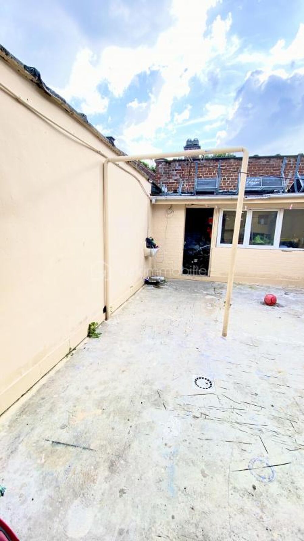 Maison 96 m² 4 Pièces avec cour  Proximité avenue Alfred Motte / Usine de Roubaix