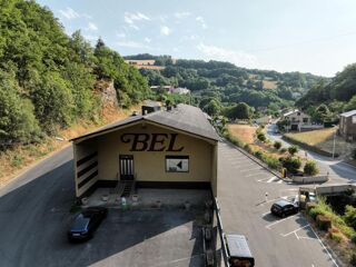 Vente Immeuble Ensemble immobilier de 32 pièces R+1 de 1661 m2 Coupiac