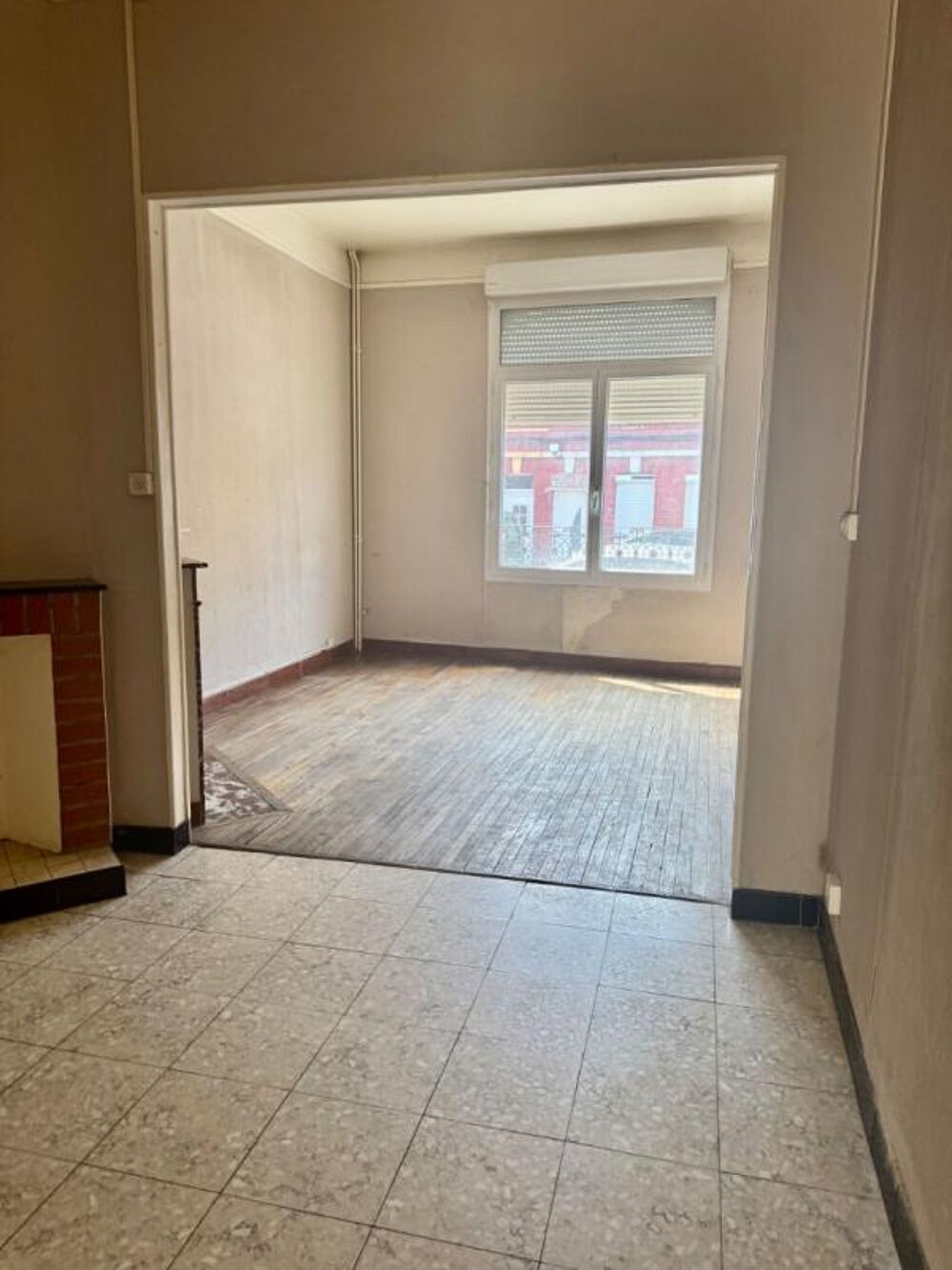 Maison centre-ville Moreuil , 2 chambres , jardin cave 94m2