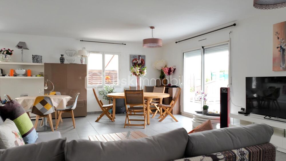 Maison lumineuse et fonctionnelle au calme, dans un environnement verdoyant