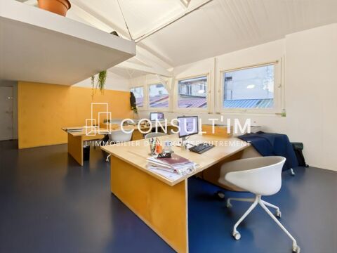 Bureaux tr&egrave;s lumineux dans charmant passage priv&eacute; - Belleville Paris 75019 2250 75019 Paris