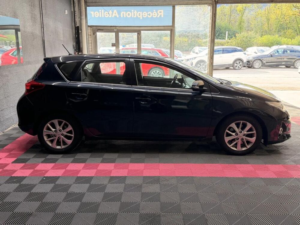 Auris Dynamic 2.0 D-4D 124ch CAM&Eacute;RA DE RECUL-R&Eacute;GULATEUR LIMITEUR T 2013 occasion 73000 Chambery