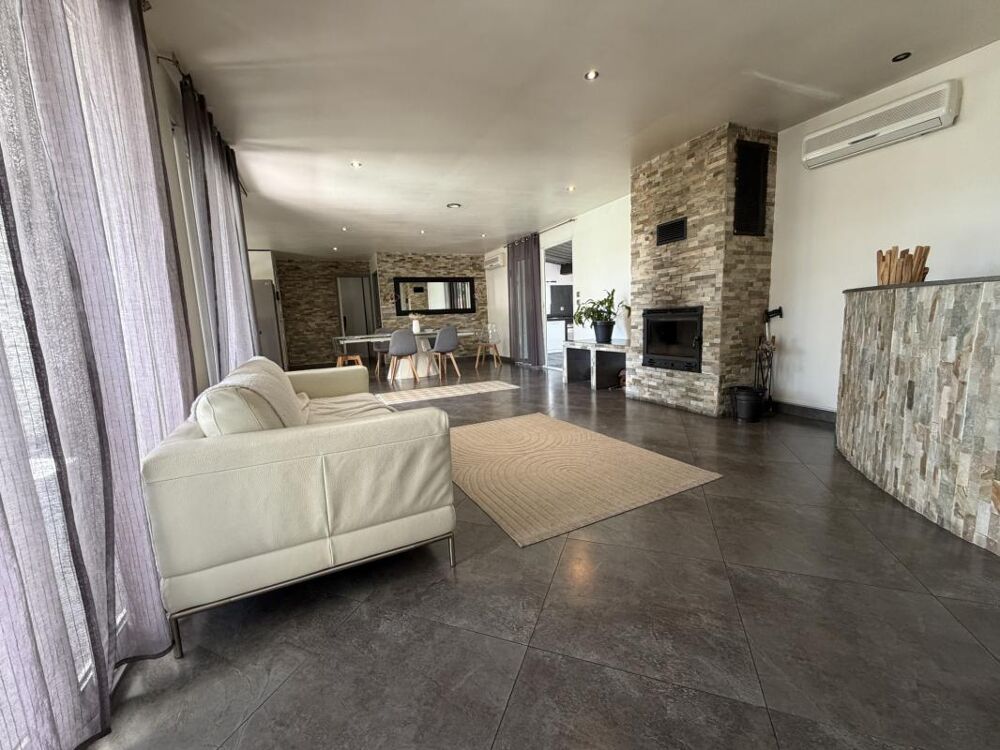 Vente Maison Montauroux   Maison de plain-pied avec piscine et dépendance Montauroux