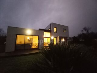  Maison � vendre 7 pi�ces 140 m�