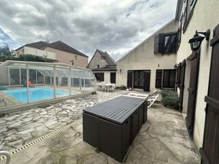  Maison à vendre 12 pièces 222 m²