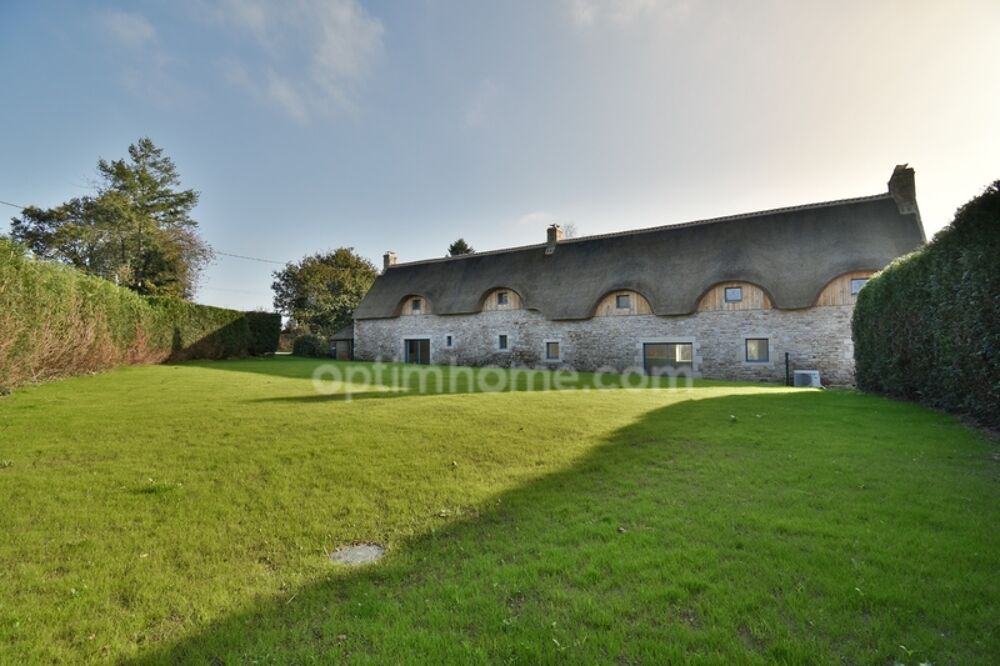 Ensemble de chaumiéres dont 270 m² rénové haut de gamme