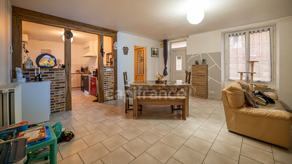 Vente Immeuble ENSEMBLE DE 6 LOGEMENTS LOCATIFS – REVENUS DE 43080€ / AN – À 12 MINUTES DU MANS Le mans