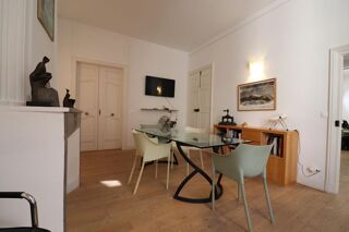 Vente Appartement Centre historique  bel appartement Arles 5 pièce(s) 137.2 m2 Arles