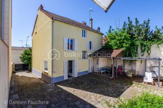  Maison à vendre 9 pièces 245 m²