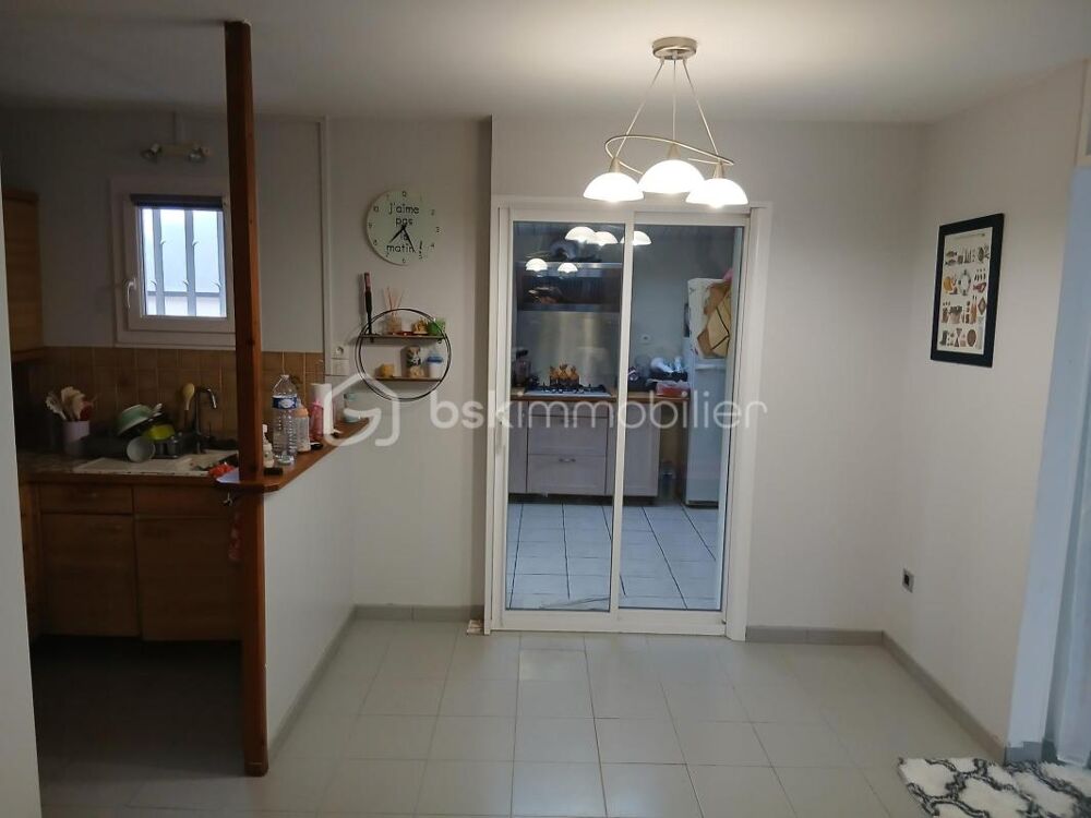 LONGPONT-SUR-ORGE  Maison familiale 4 chambres avec jardin et stationnement