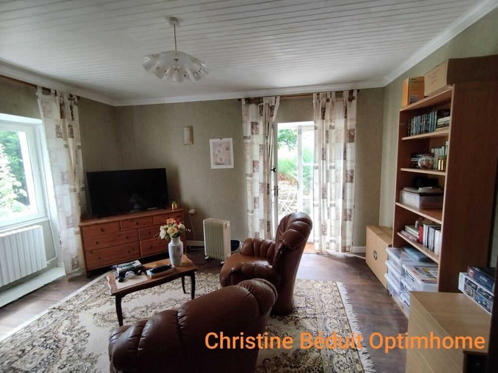 CHARENTE, COURCOME, maison 198 m², 4 chambres, grange, terrain 2401 m² clos