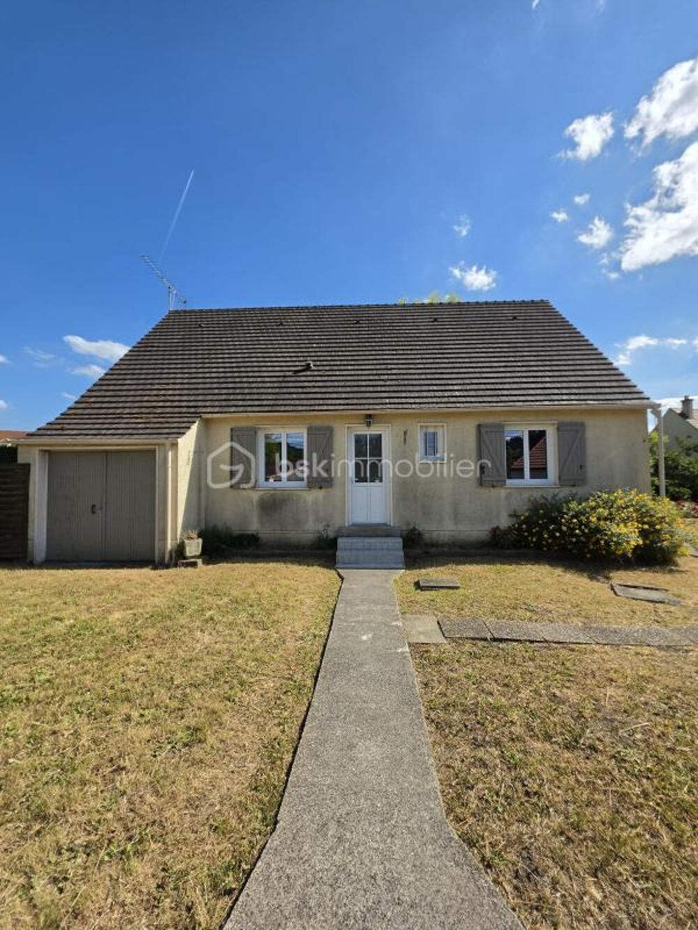 Vente Maison Maison individuelle à vendre – Beau potentiel avec grand jardin sans vis-à-vis Mogneville