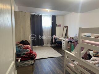  Immeuble � vendre 11 pi�ces 217 m�