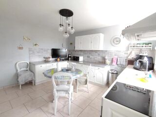  Propriété/château à vendre 4 pièces 117 m²