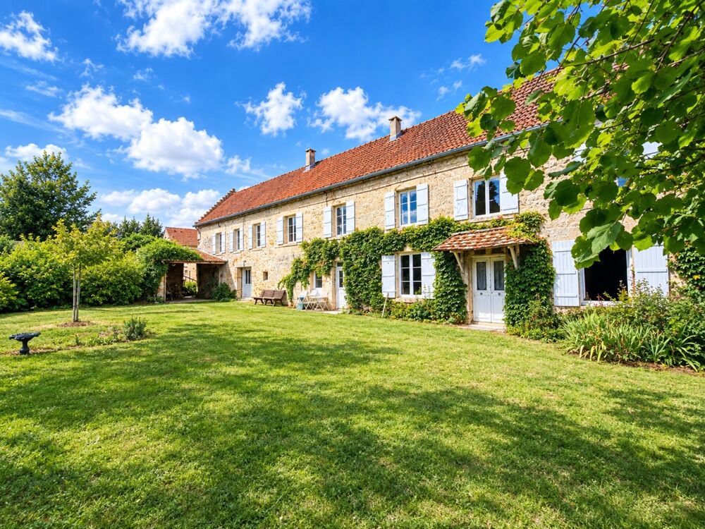 Vente Maison Maison à vendre 11 pièces proche de CREPY EN VALOIS (60) Crepy en valois