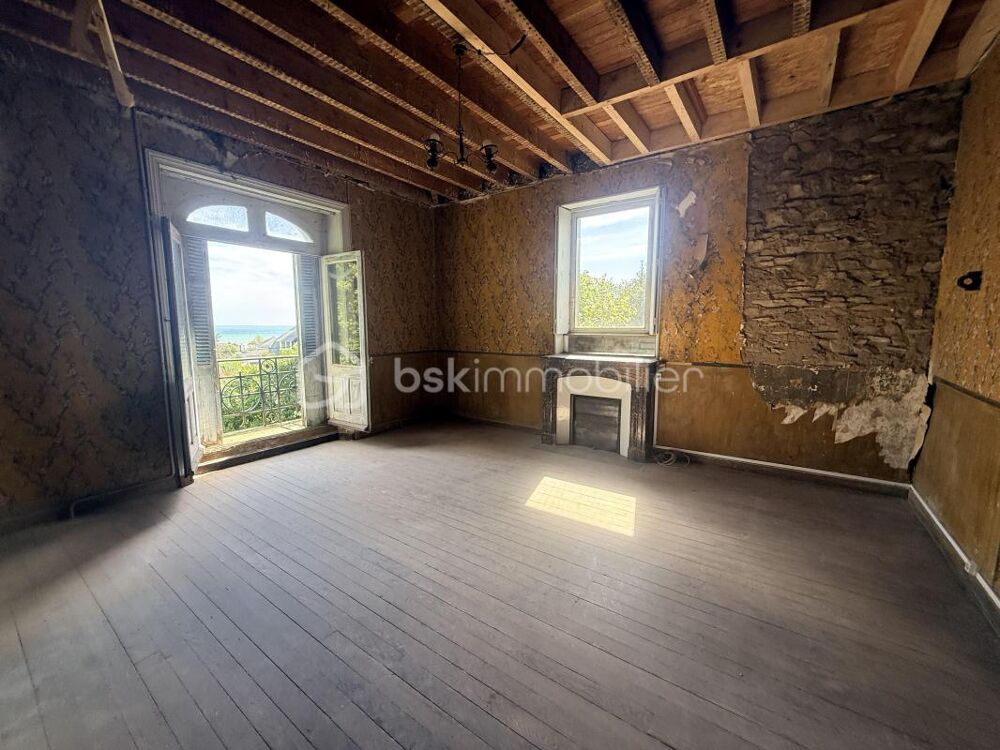 à vendre  Propriété/château Binic (22520)