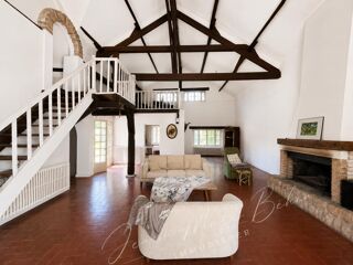  Maison � vendre 6 pi�ces 220 m�