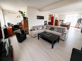  Propriété/château à vendre 14 pièces 336 m²