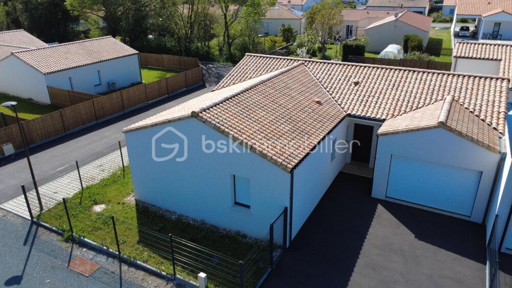 Maison neuve 2025  111 m²  Saint-Hilaire-la-Forêt  À moins de 10 min de locéan