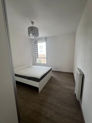  Appartement à louer 3 pièces 61 m²