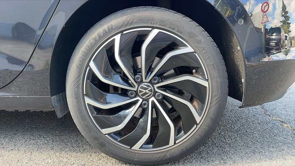 Golf 2.0 TDI 150 DSG7 Style 1st - Automatique Toit ouvrant 2020 occasion 77330 Ozoir La Ferriere