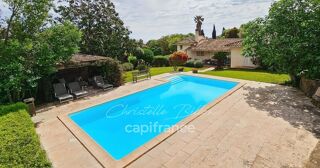  Villa à vendre 6 pièces 215 m²