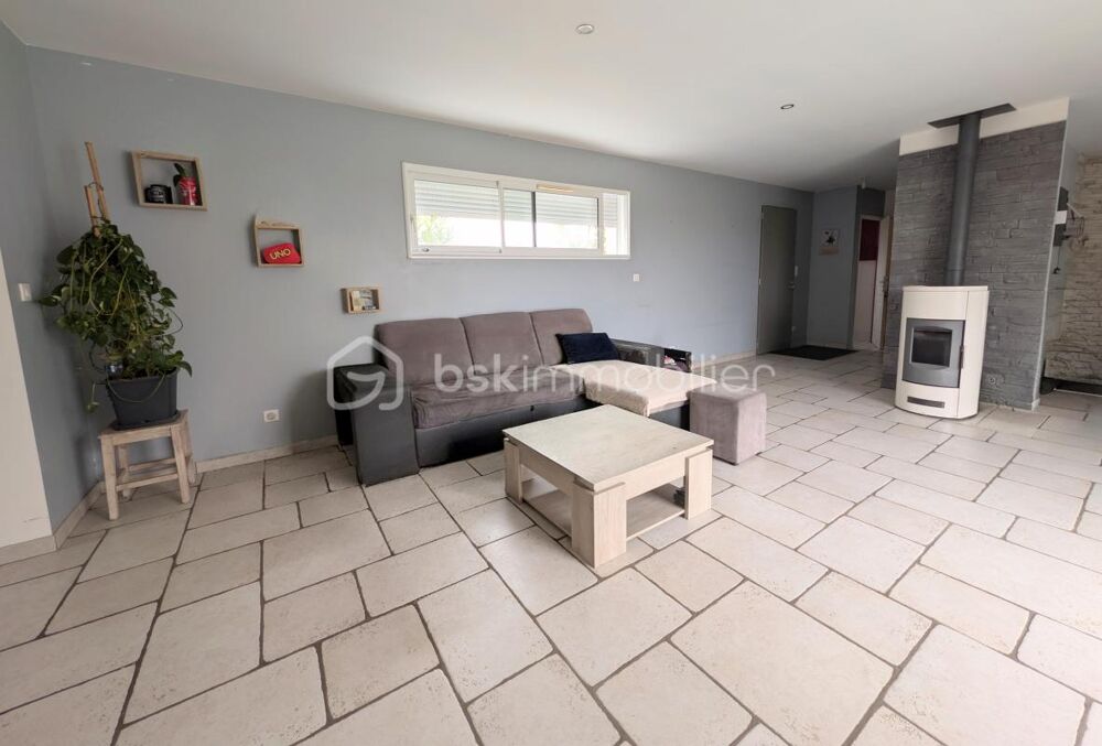 Vente Maison Maison 140 m� - Jardin 746 m2� Grande pi�ce de vie 50 m� � Suite parentale � DPE B � Impasse au calme Sainte gemme