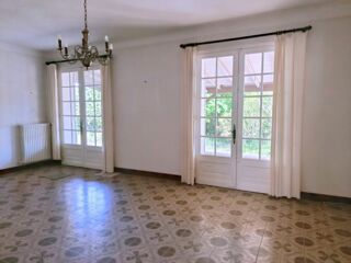  Maison � vendre 10 pi�ces 300 m�