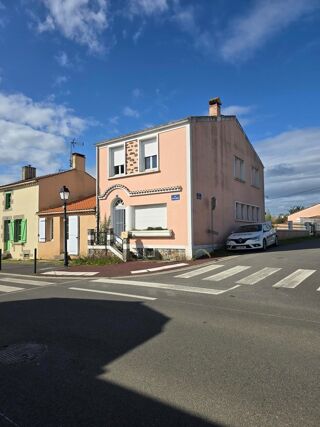  Maison  vendre 8 pices 92 m