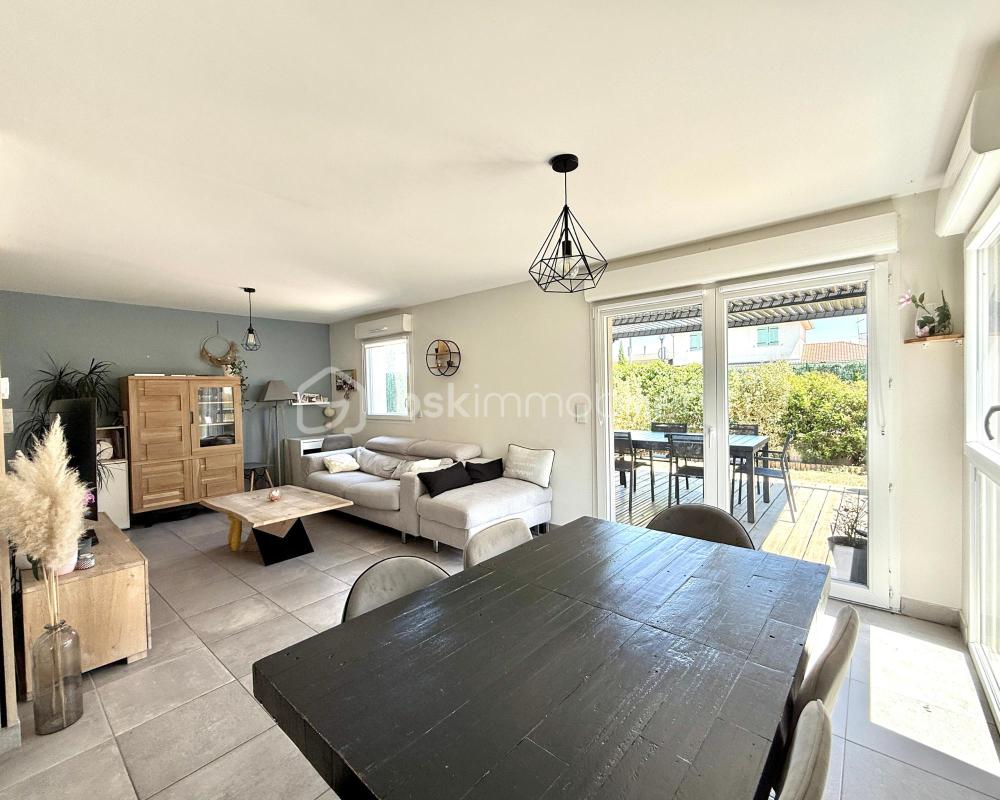 Vente Duplex/Triplex GENAS - Maison de ville récente au calme avec 3 chambres Genas