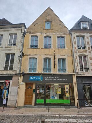  Immeuble à vendre 7 pièces 230 m²