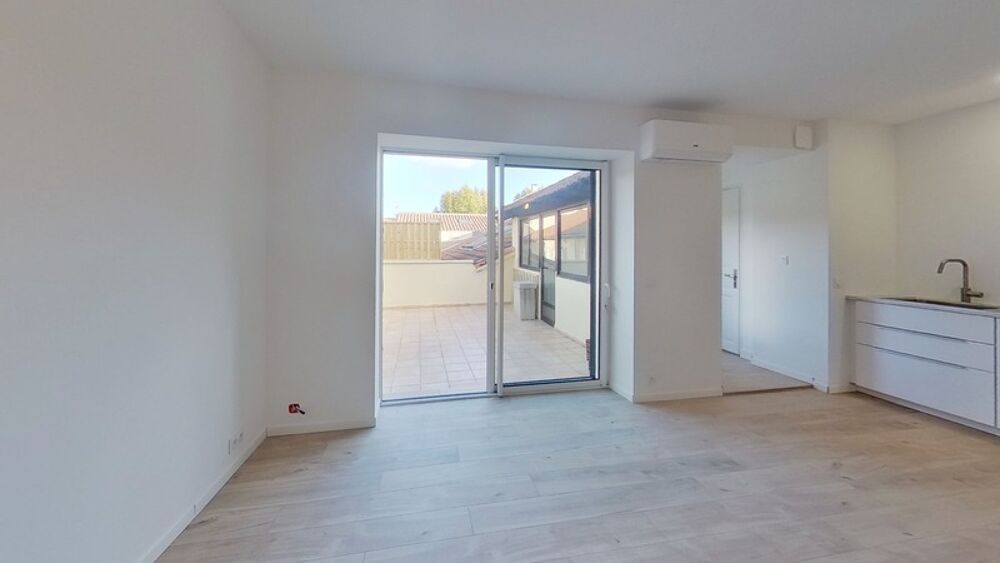 Vente Appartement Grand T4 lumineux d'environ  90 m2 neuf quartier de la gare à hyères Hyeres