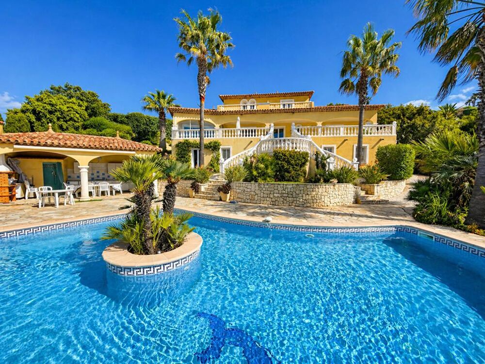 Vente Villa Villa Roquebrune Sur Argens 7 pièce(s) 160 m2 Roquebrune sur argens