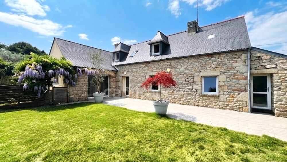 PLONÉIS (29)  Maison à vendre Type 6 de 115 m² habitable et 189 m² utile  Terrain de 1 320 m²  Double garage  Piscine
