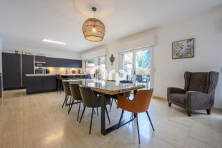  Maison � vendre 6 pi�ces 250 m�