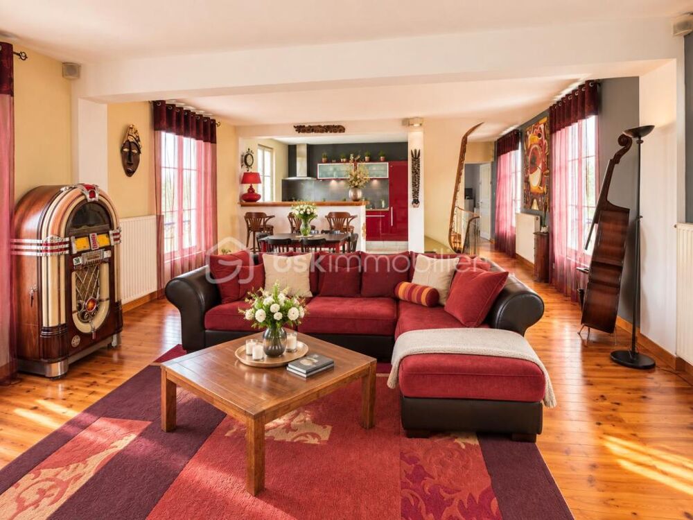Vente Propriété/Château Propriété de caractère en bord de Seine de 320 m² avec dépendance et terrain de 2 300m2 Le coudray montceaux