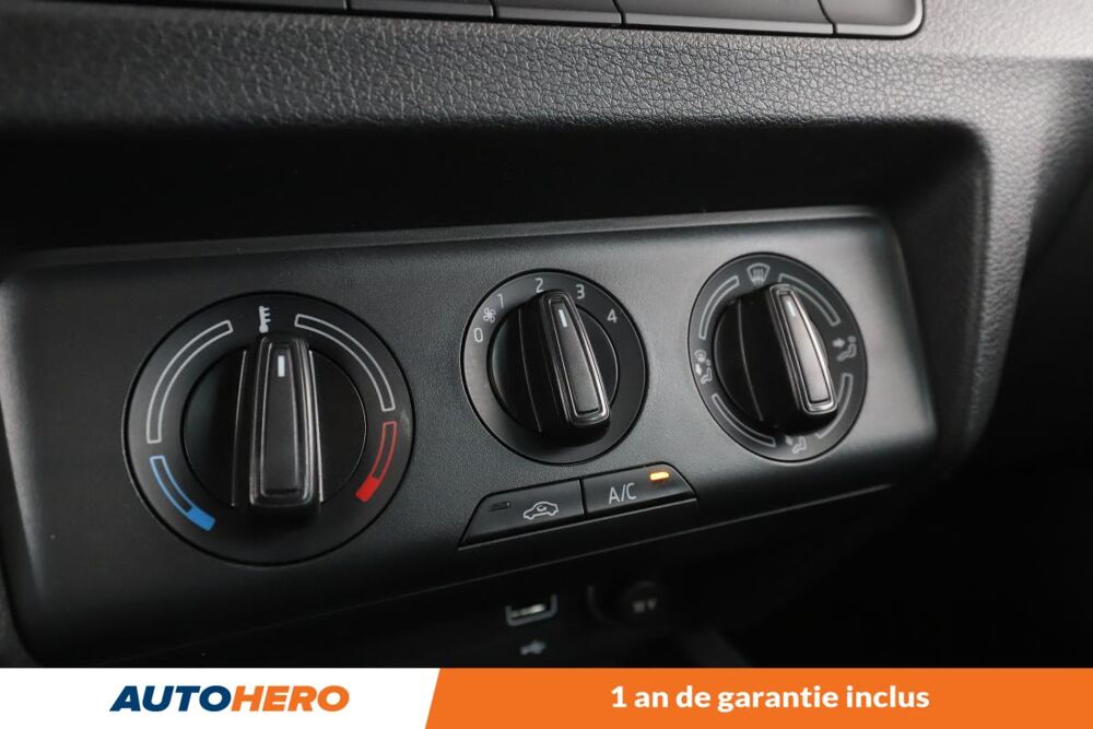 Fabia 1.0 MPI Drive 125 Ans 60 ch 2020 occasion 92130 Issy-les-Moulineaux