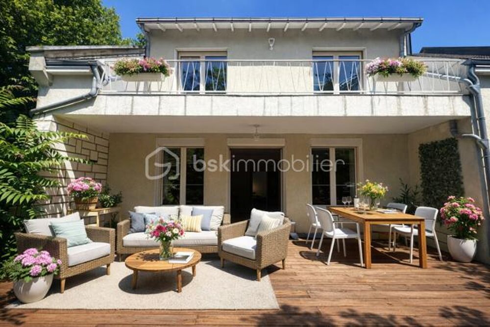 Vente Maison À VENDRE – SPACIEUSE MAISON FAMILIALE DE 180 M² AVEC TERRAIN DE 2 740 M Bonneuil matours