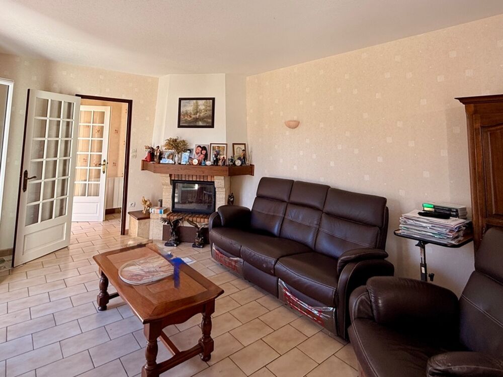Vente Maison Maison à vendre 5 pièces BELVEZE DU RAZES (11) 3 chambres surface habitable de 85m2 environ sur terrain 396m2 avec Garage Belveze du razes
