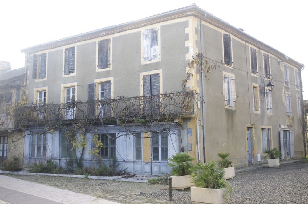 Maison à vendre 8 pièces AIGNAN (32) d'une surface de 250 m² +105 m² espace commercial ou autre