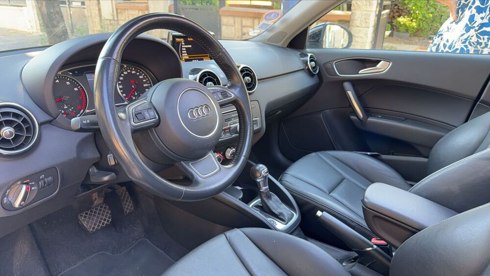 A1 I 1.0 TFSI 95 S-Tronic 7 Ambition Luxe 2018 occasion 93700 Drancy