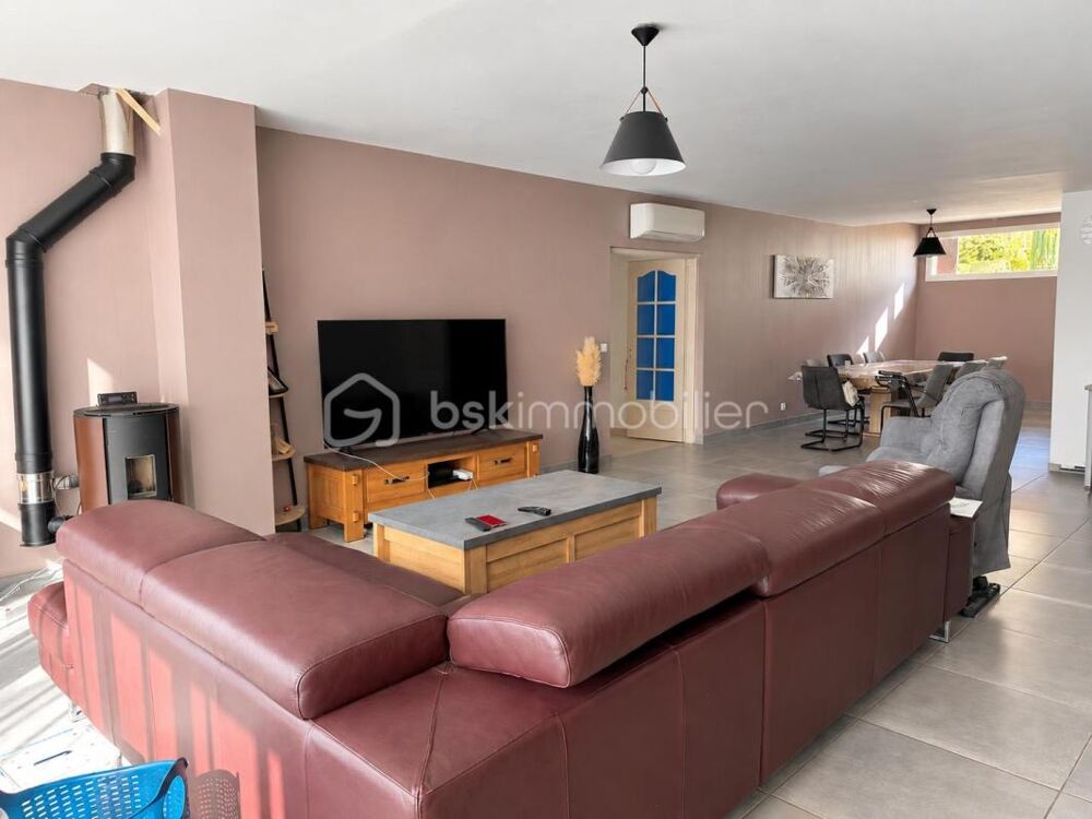 Vente Propriété/Château Belle propriété familiale de 230 m² sur plus de 3 000 m² de terrain Coutras