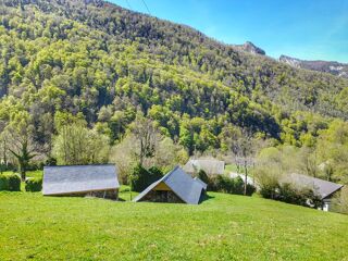  Remise / Grange à vendre 5 pièces 175 m²