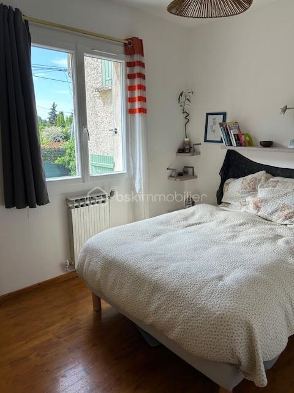 MIMET  MAISON FAMILIALE de Type 5 AVEC PISCINE ET APPARTEMENT DE 60 m2 SUR 1190 M²