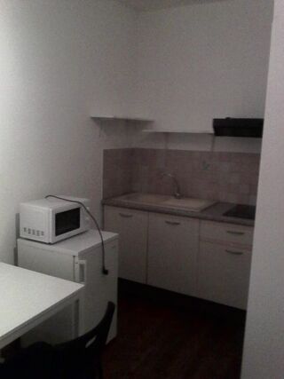  Appartement à louer 1 pièce 20 m²