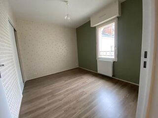  Appartement � louer 4 pi�ces 77 m�