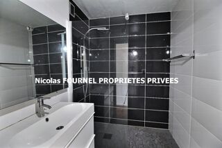  Appartement à louer 3 pièces 83 m²