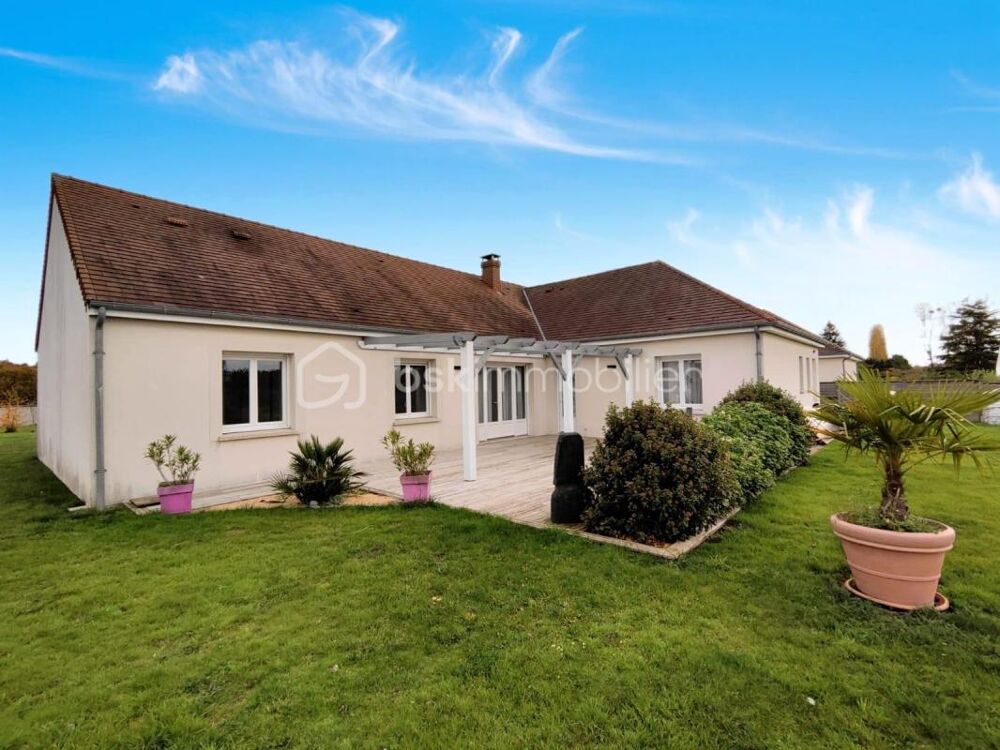Grande maison familiale de 193 m²  5 chambres  Terrain de 2 488 m² sans vis-à-vis