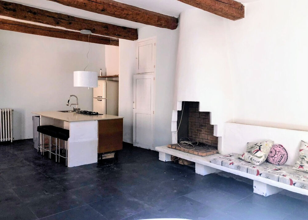 Maison de caractère 188 m² à Colombiers, près du port et du canal